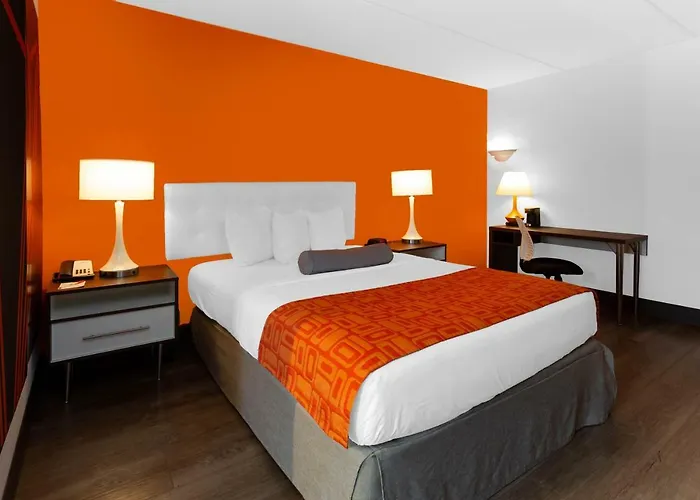 Howard Johnson By Wyndham Great Lakes 2* Waukegan