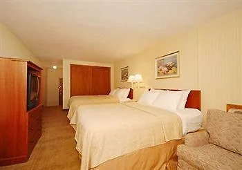 Howard Johnson By Wyndham Great Lakes 2*